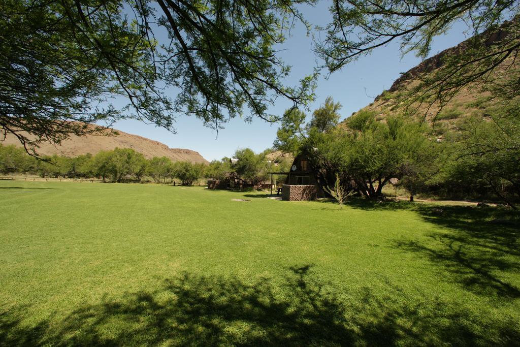 克卡特萨拉布什露营地山林小屋 博福特西 外观 照片